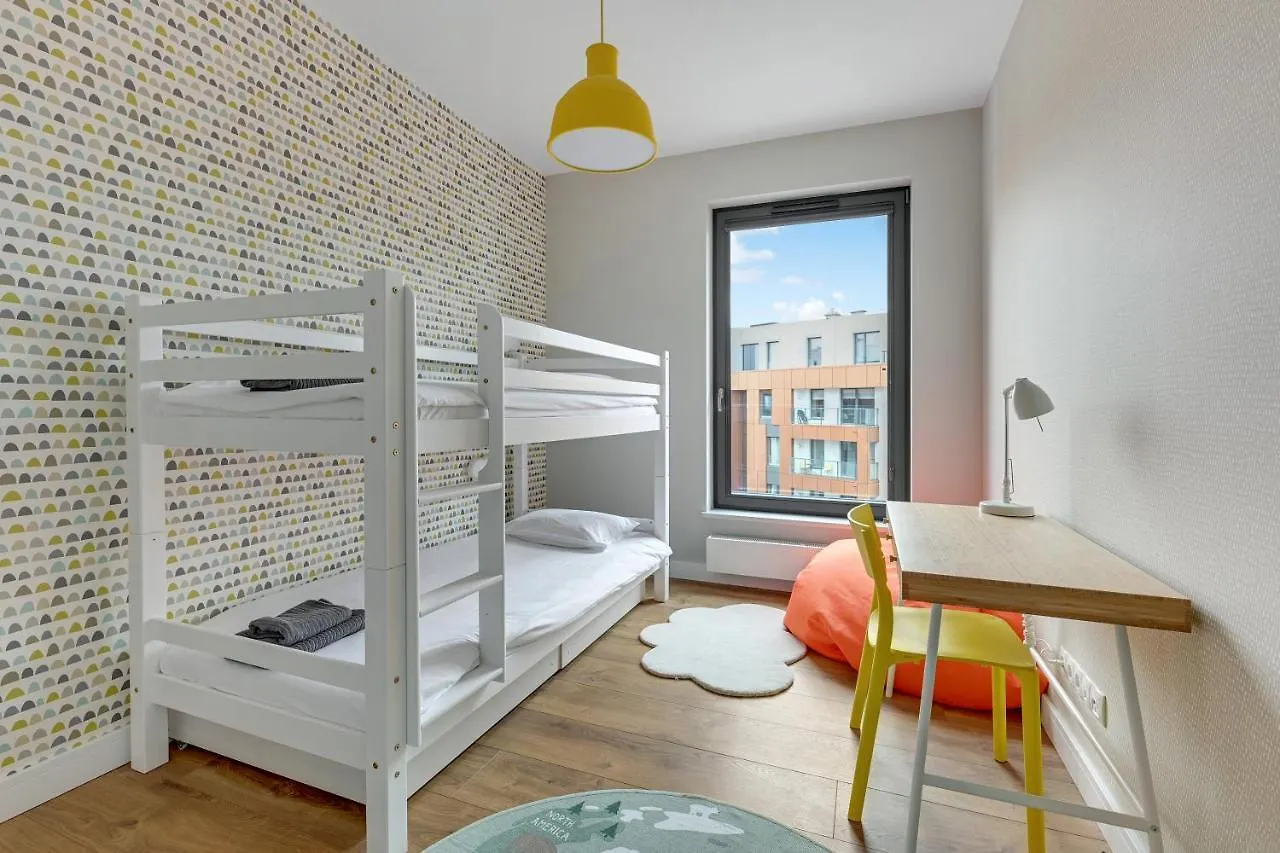 Premium Family & Business Old Town Riverside Apartment With Parking Gdansk