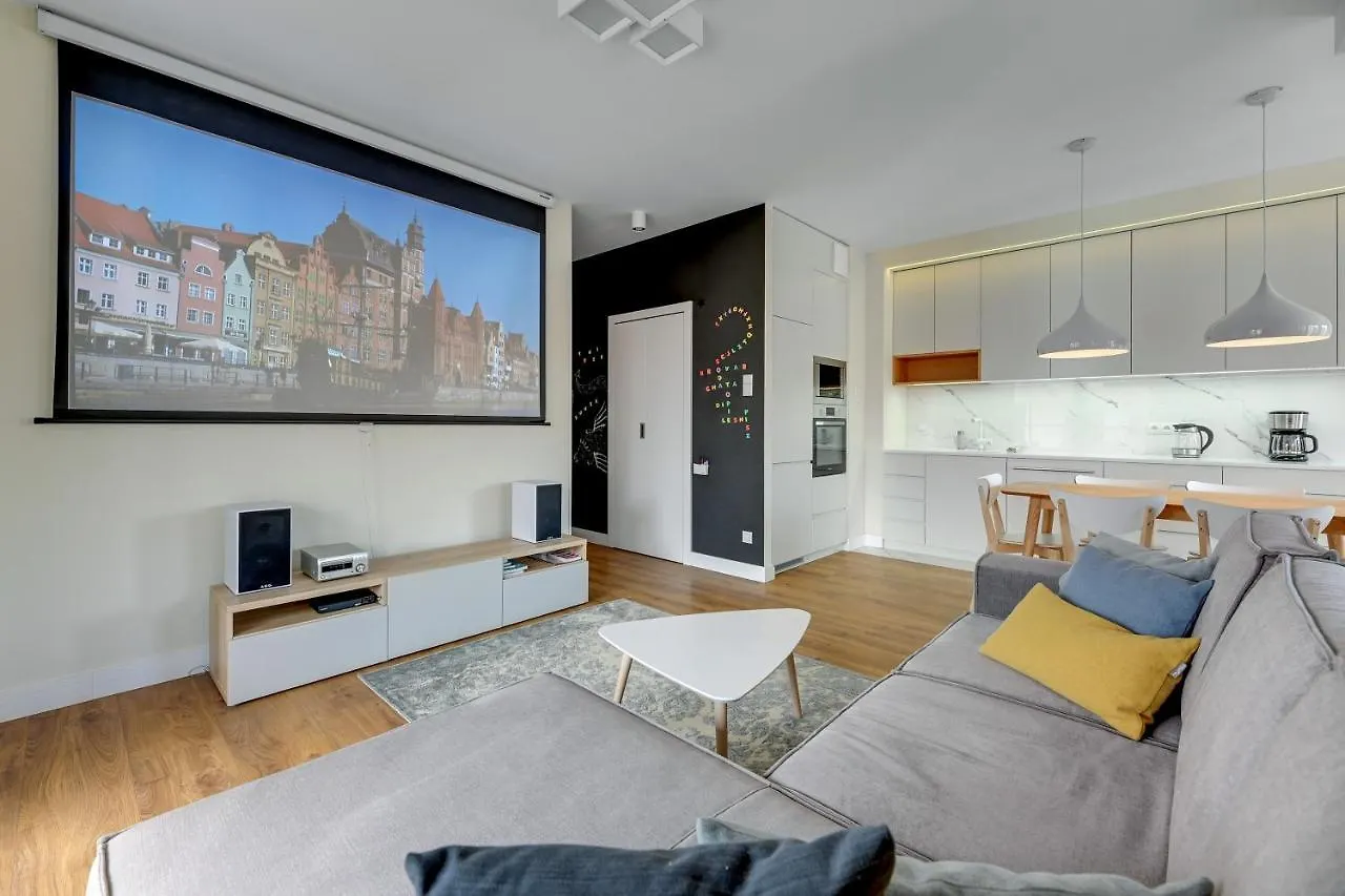 Premium Family & Business Old Town Riverside Apartment With Parking Gdansk Poland