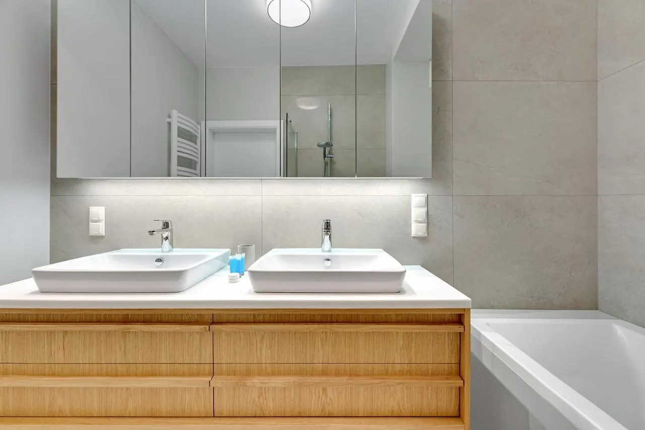 Premium Family & Business Old Town Riverside Apartment With Parking Gdansk 0*,